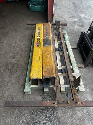 Post car lift - post,